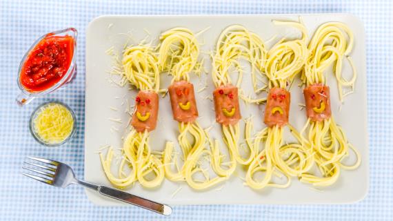 Спагетти с сосками "Волосатые сосиски"
