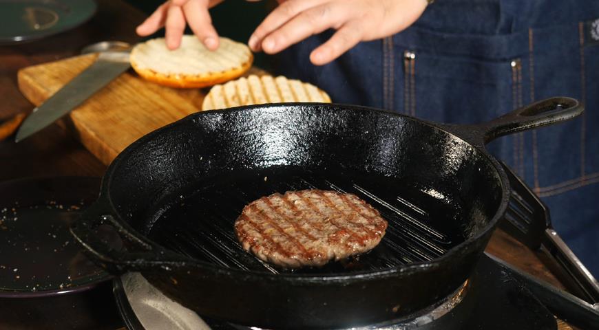 Домашний гамбургер со свининой: рецепт с фото - Onwomen.ru